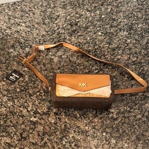 Michael Kors Tan and Brown belt Bag with Gold Hardware NWT
